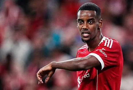 Alexander Isak's Debut Offers Star Power Amid Evident Rust