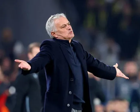 SL Benfica Engaged in Talks to Hire The Special One Following Sacking of Former Manager
