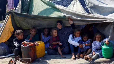 Devastating Situation across northern Gaza as Military Forces Advance