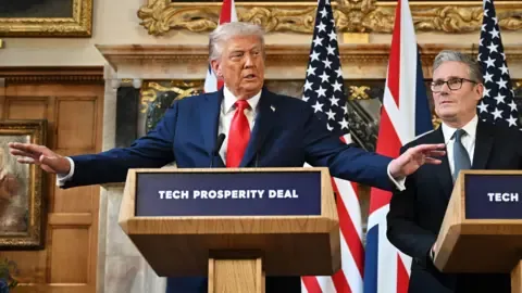 Donald Trump Indicates Starmer May Use Military to Manage UK Boundaries