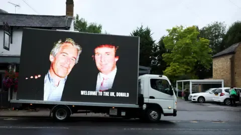 Several Detentions Carried Out After Trump and Jeffrey Epstein Pictures Displayed on Windsor Castle